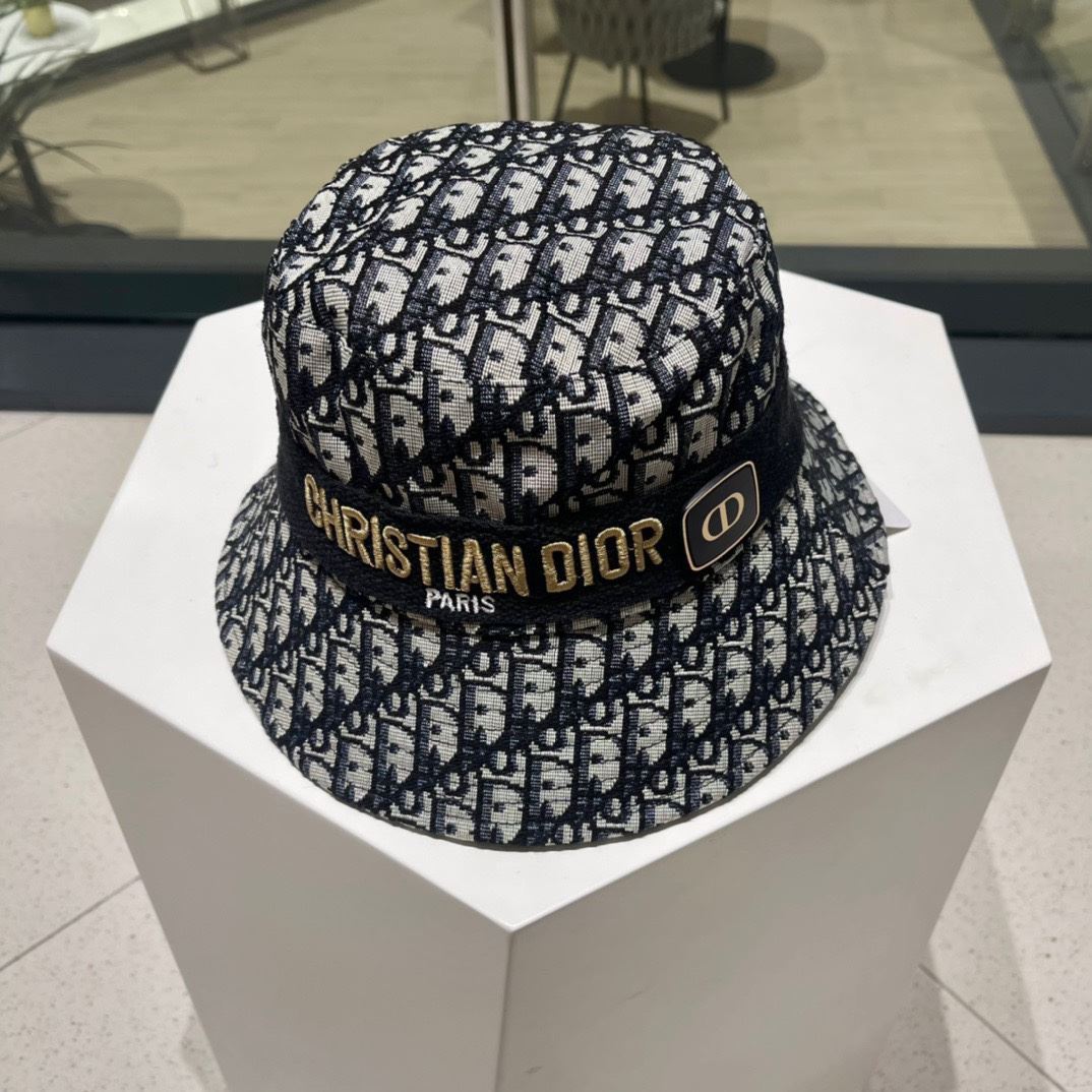 Christian Dior Caps